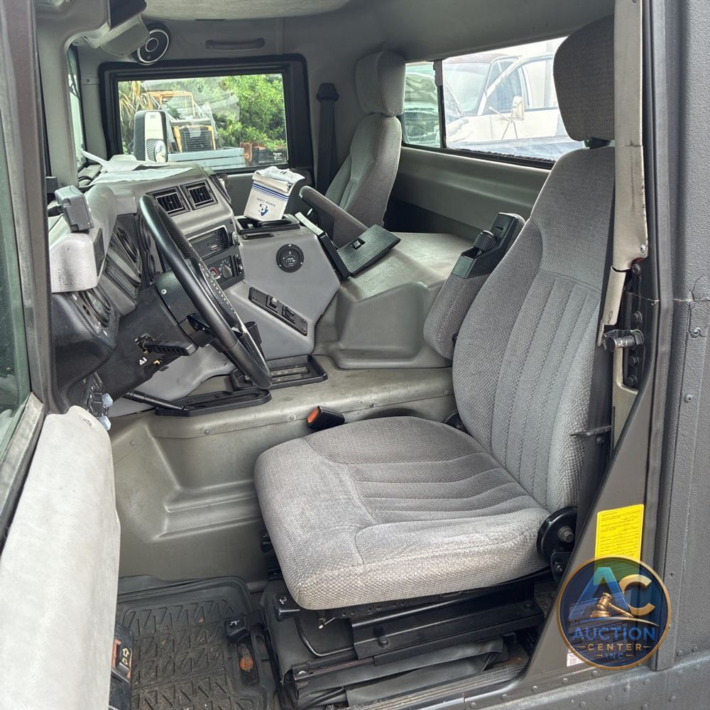 1998 Hummer H1 2D Hardtop