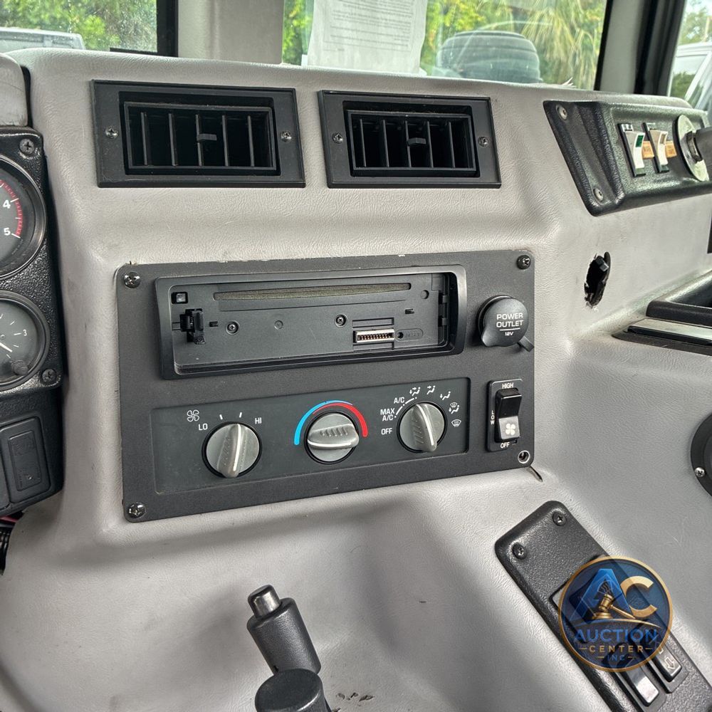 1998 Hummer H1 2D Hardtop