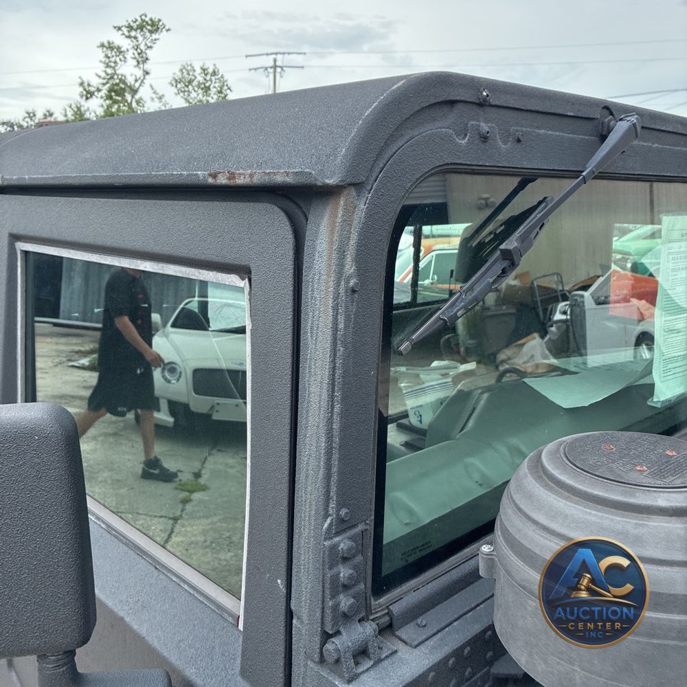 1998 Hummer H1 2D Hardtop