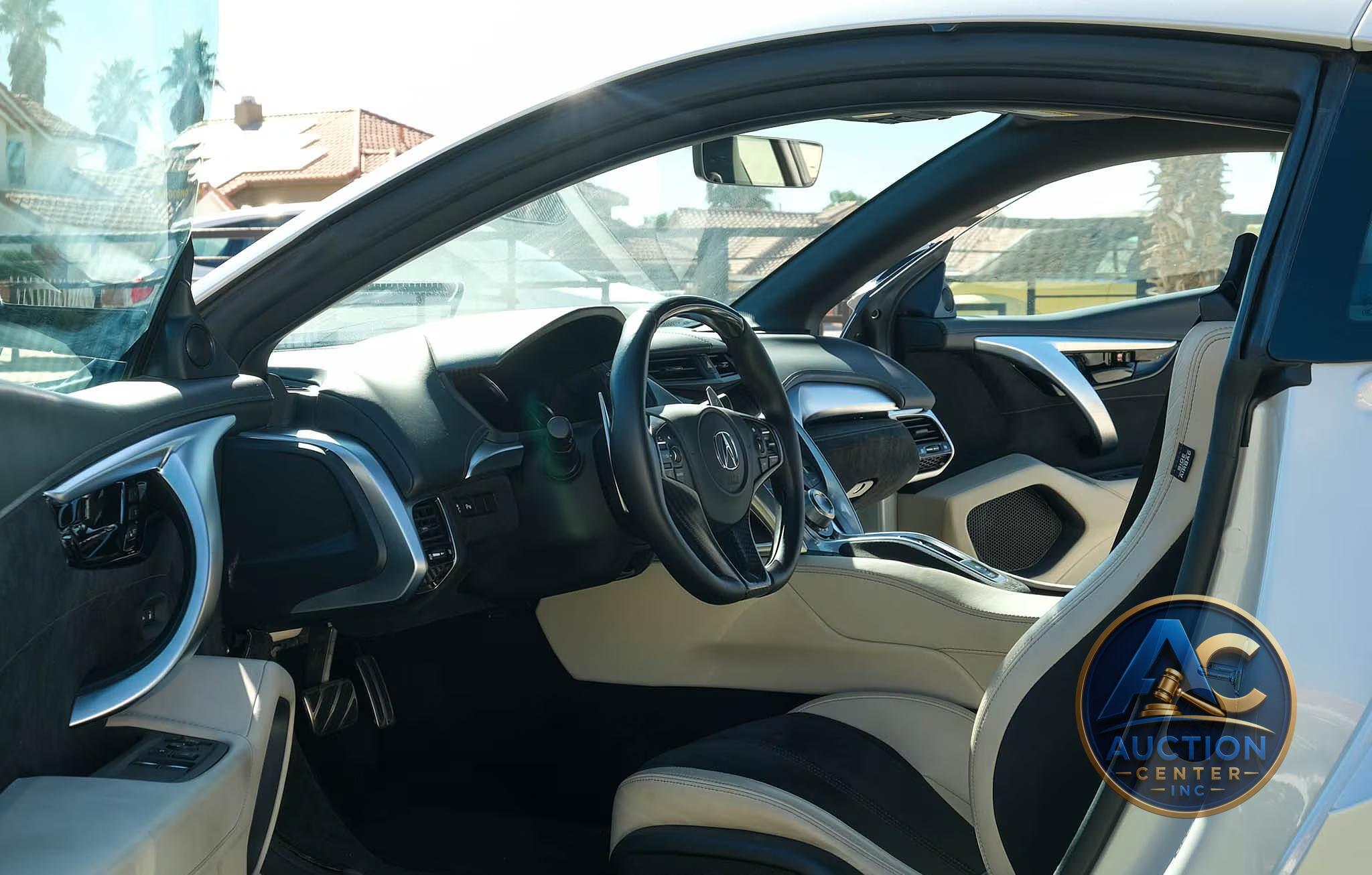 2017 Acura NSX