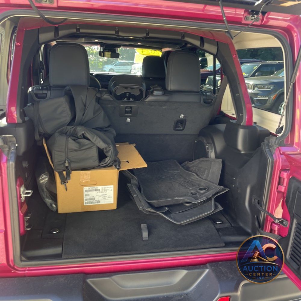 2024 Jeep Wrangler Sahara