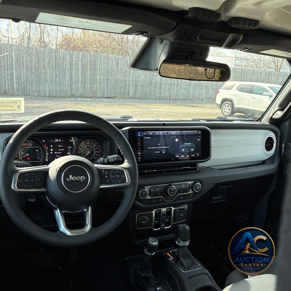 2026 Jeep Wrangler 4-Door Sahara 4x4