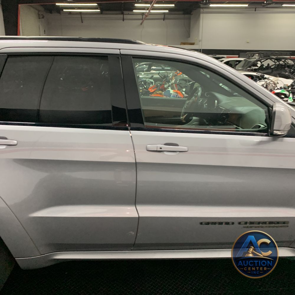 2021 Jeep Grand Cherokee Trackhawk