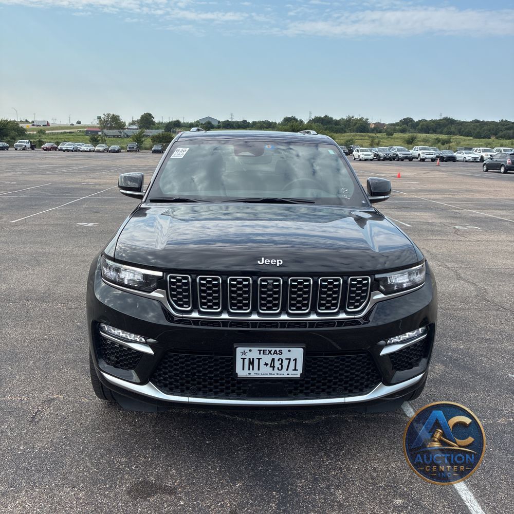 2023 Jeep Grand Cherokee Summit Reserve