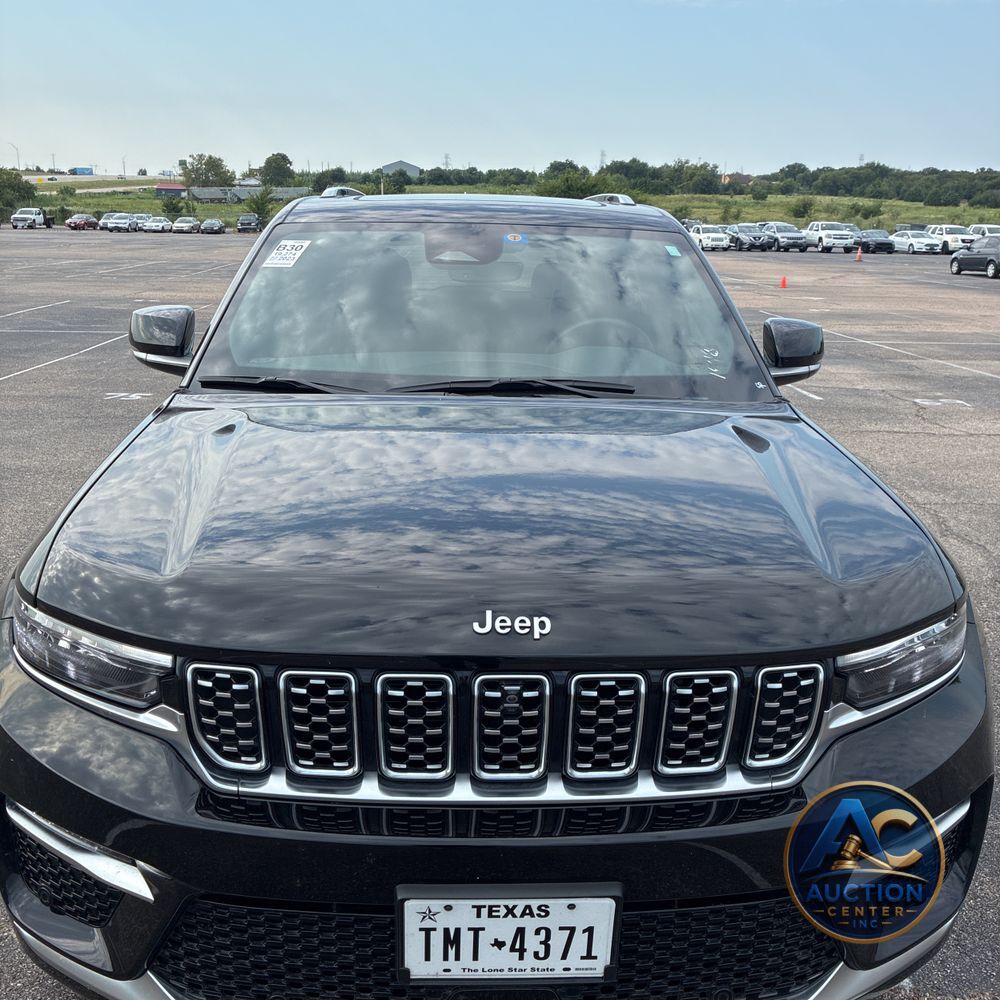 2023 Jeep Grand Cherokee Summit Reserve
