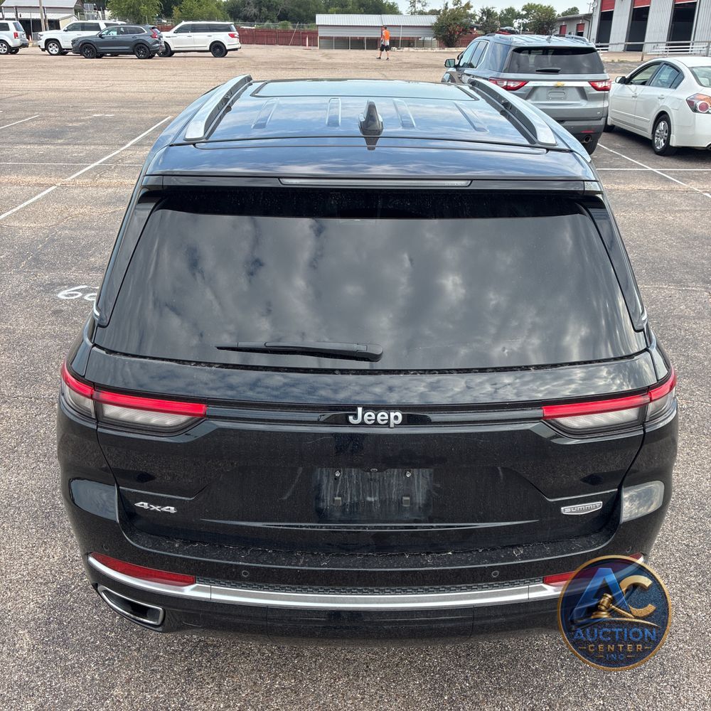 2023 Jeep Grand Cherokee Summit Reserve