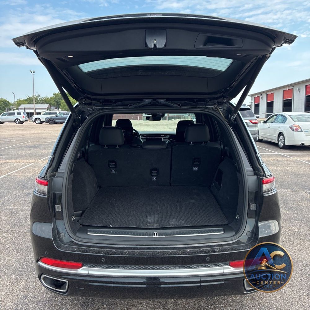 2023 Jeep Grand Cherokee Summit Reserve