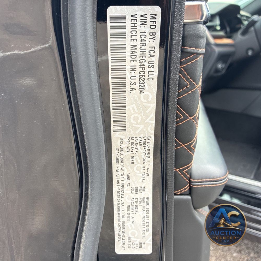 2023 Jeep Grand Cherokee Summit Reserve
