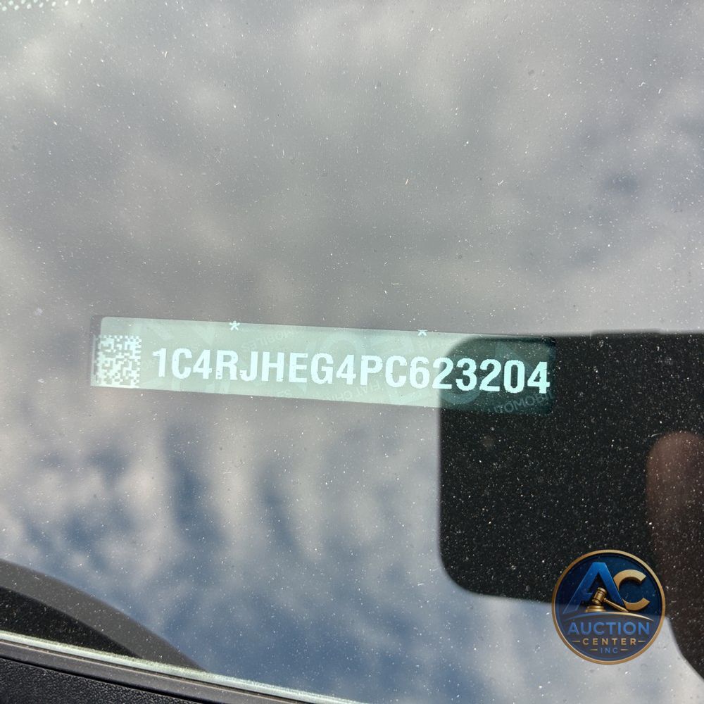 2023 Jeep Grand Cherokee Summit Reserve