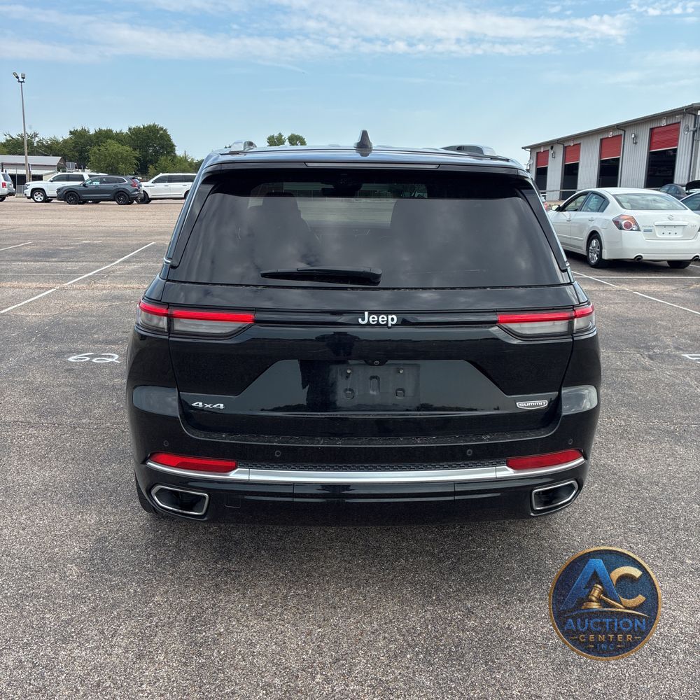 2023 Jeep Grand Cherokee Summit Reserve