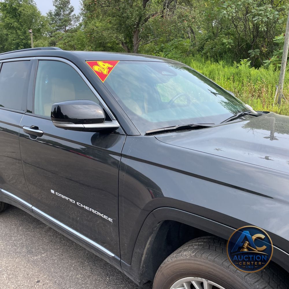 2024 Jeep Grand Cherokee Summit