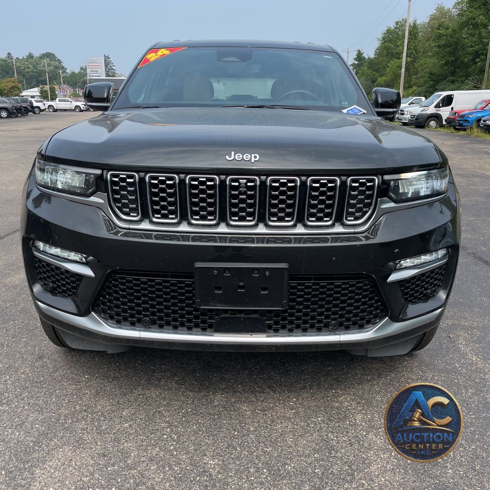 2024 Jeep Grand Cherokee Summit