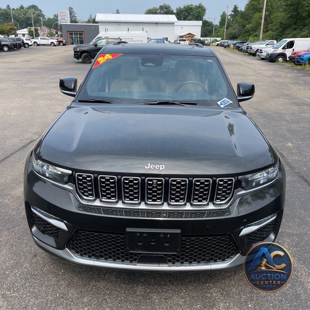 2024 Jeep Grand Cherokee Summit