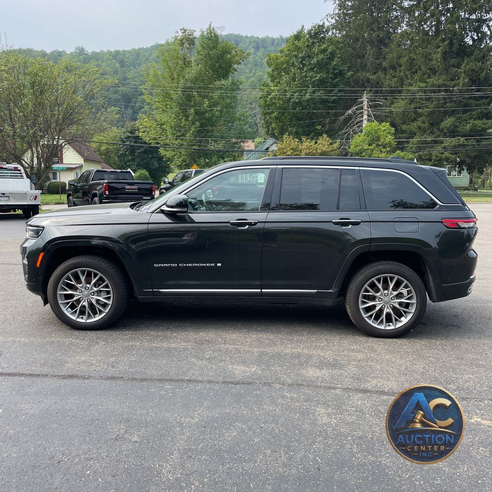 2024 Jeep Grand Cherokee Summit