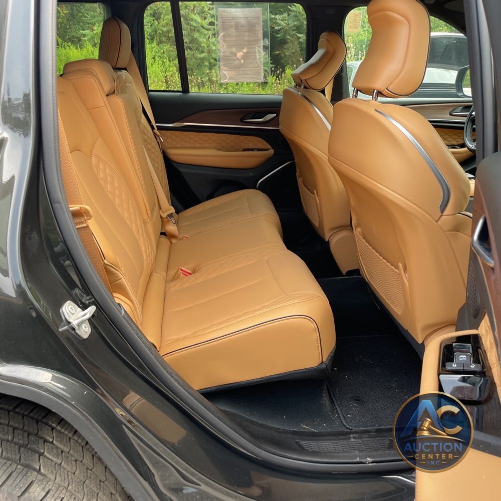2024 Jeep Grand Cherokee Summit