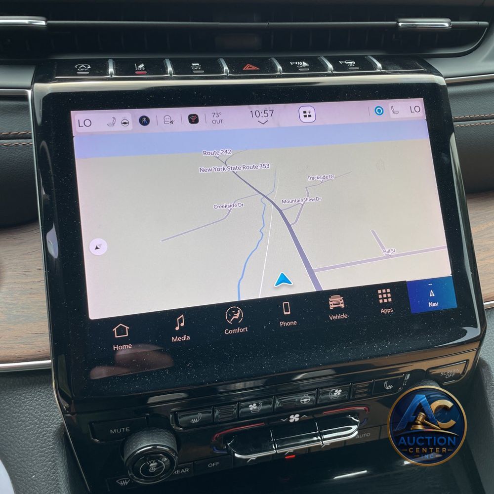 2024 Jeep Grand Cherokee Summit