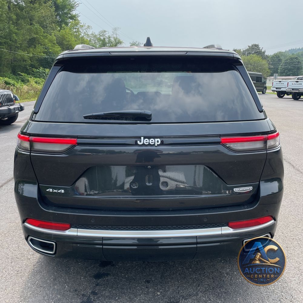 2024 Jeep Grand Cherokee Summit