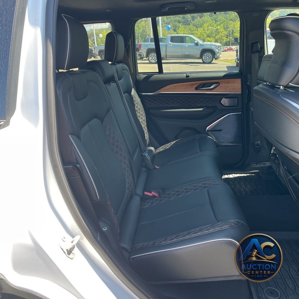 2024 Jeep Grand Cherokee Summit Reserve