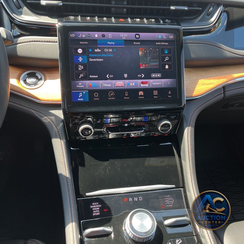2024 Jeep Grand Cherokee Summit Reserve