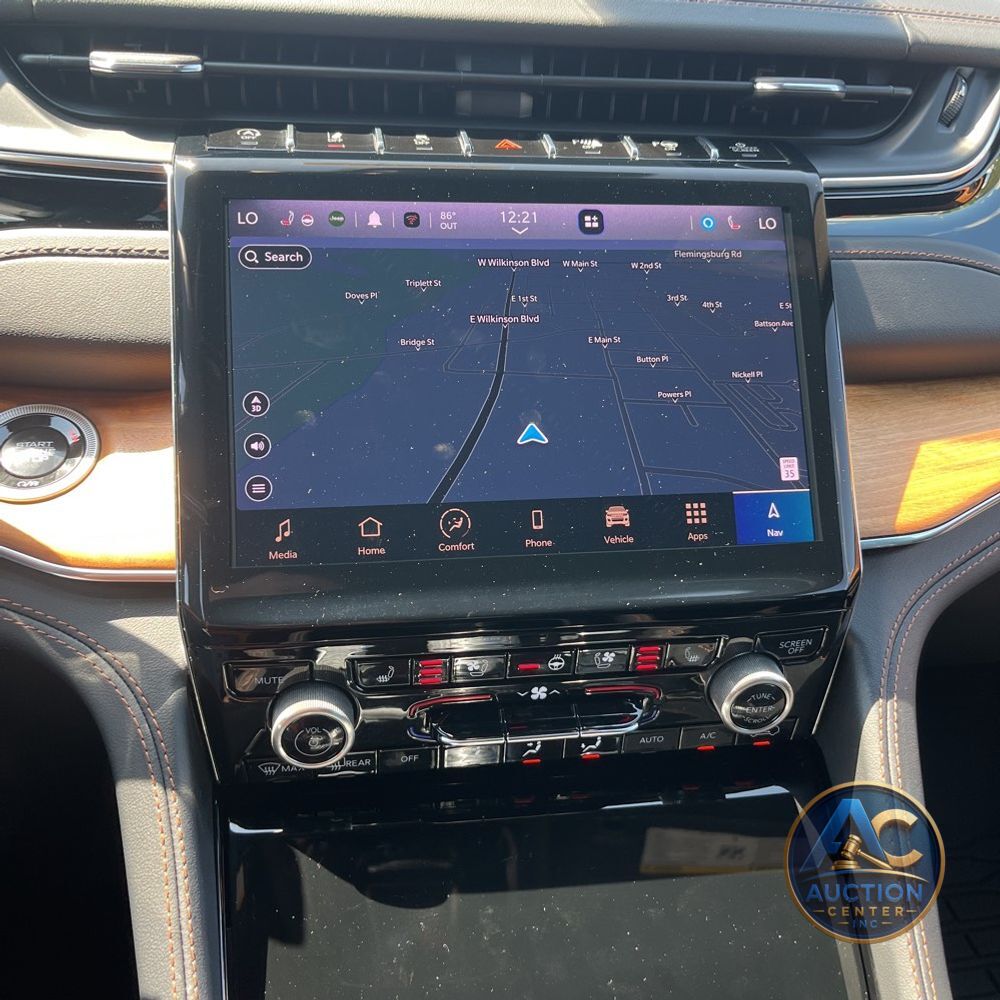 2024 Jeep Grand Cherokee Summit Reserve