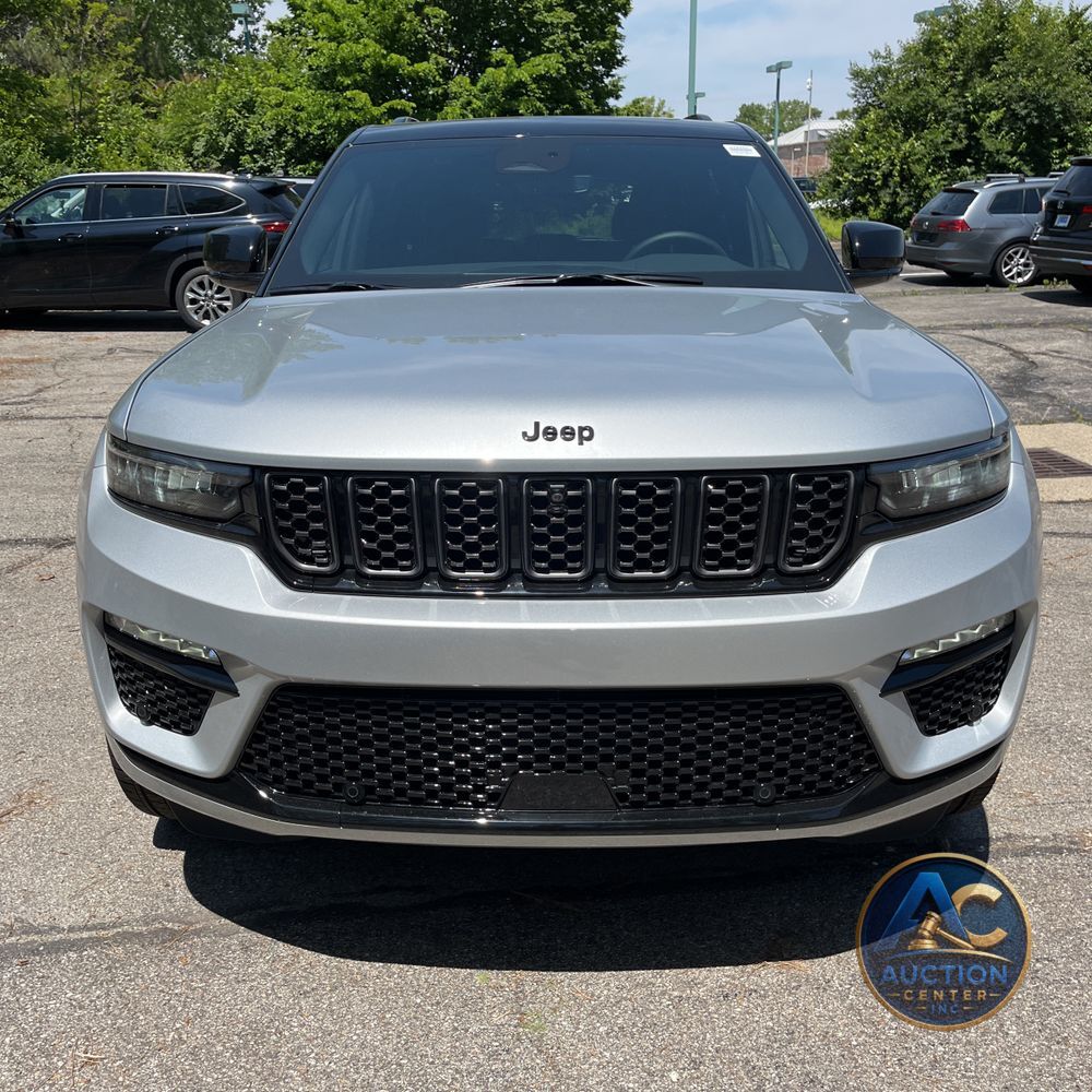 2025 Jeep Grand Cherokee Summit 4x4
