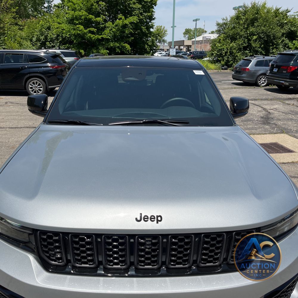 2025 Jeep Grand Cherokee Summit 4x4