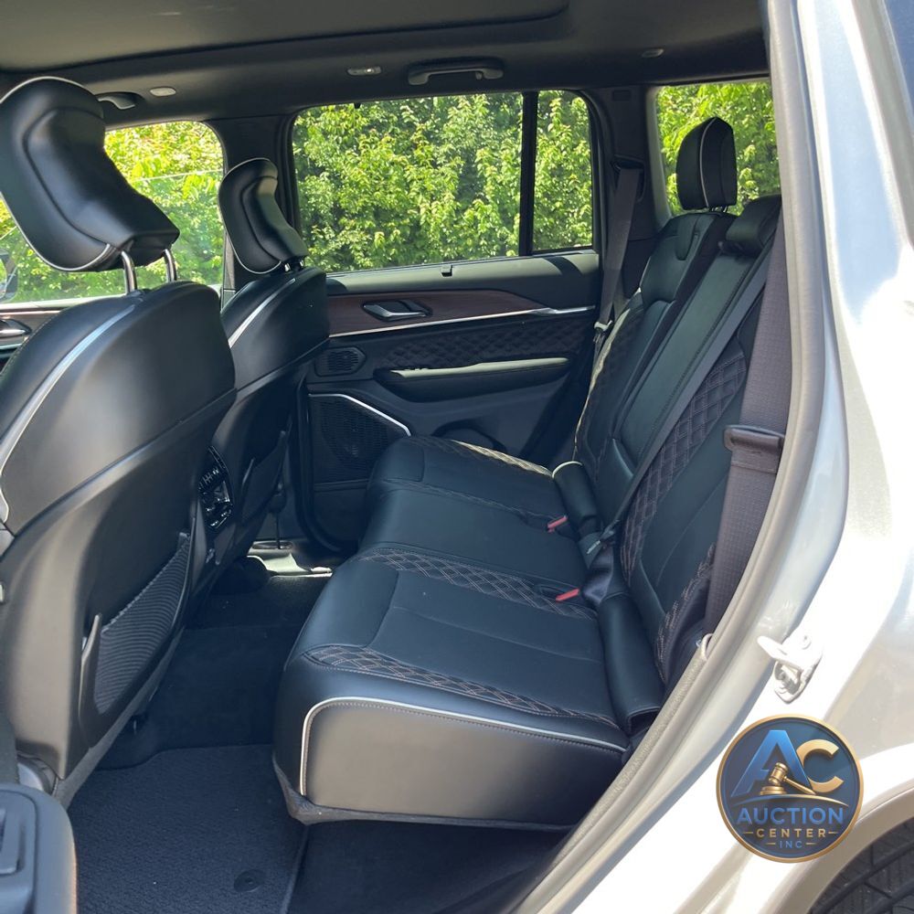 2025 Jeep Grand Cherokee Summit 4x4