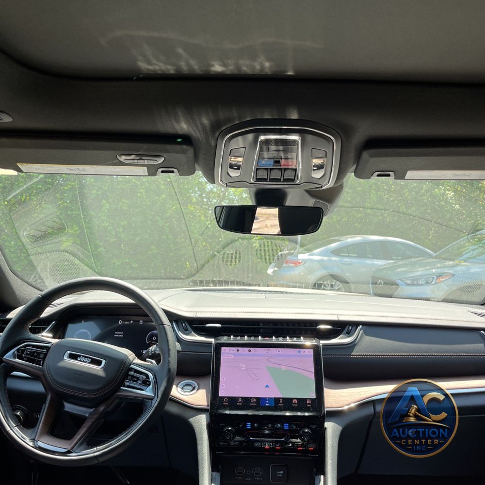 2025 Jeep Grand Cherokee Summit 4x4