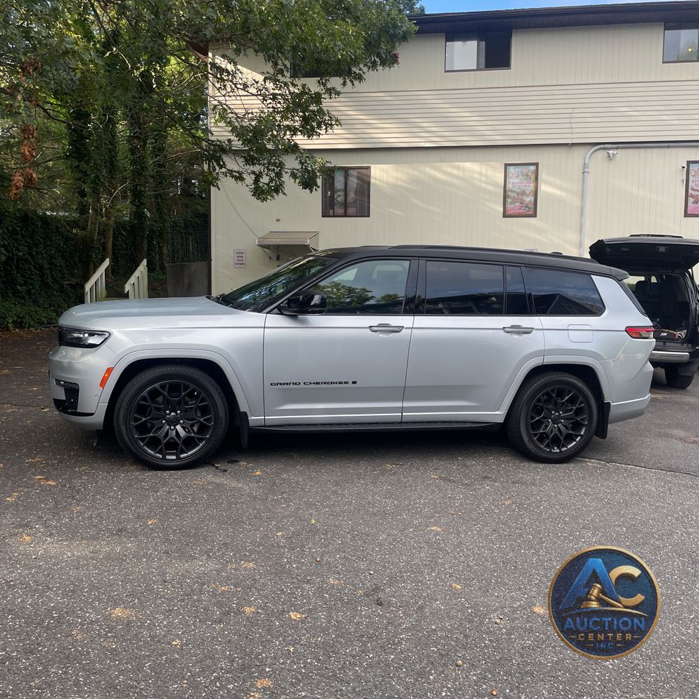 2023 Jeep Grand Cherokee L Summit Reserve