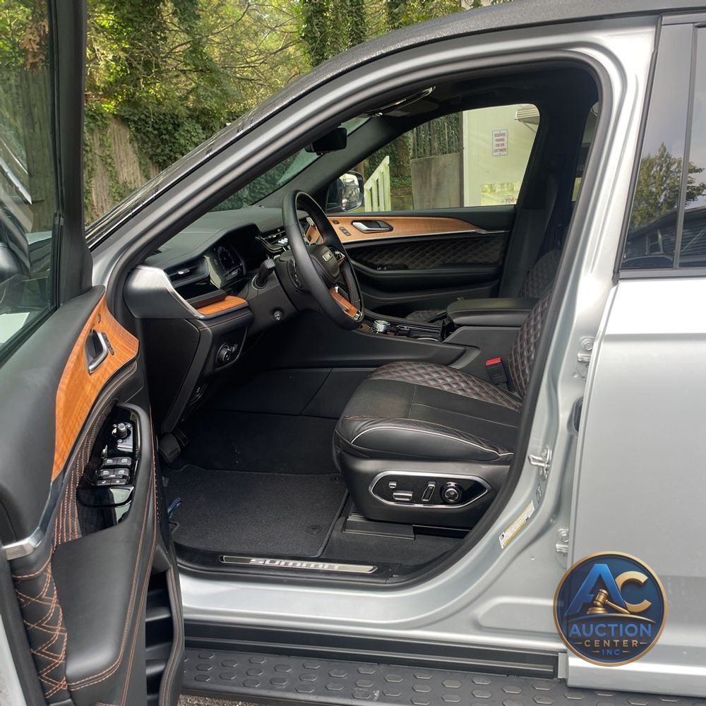 2023 Jeep Grand Cherokee L Summit Reserve