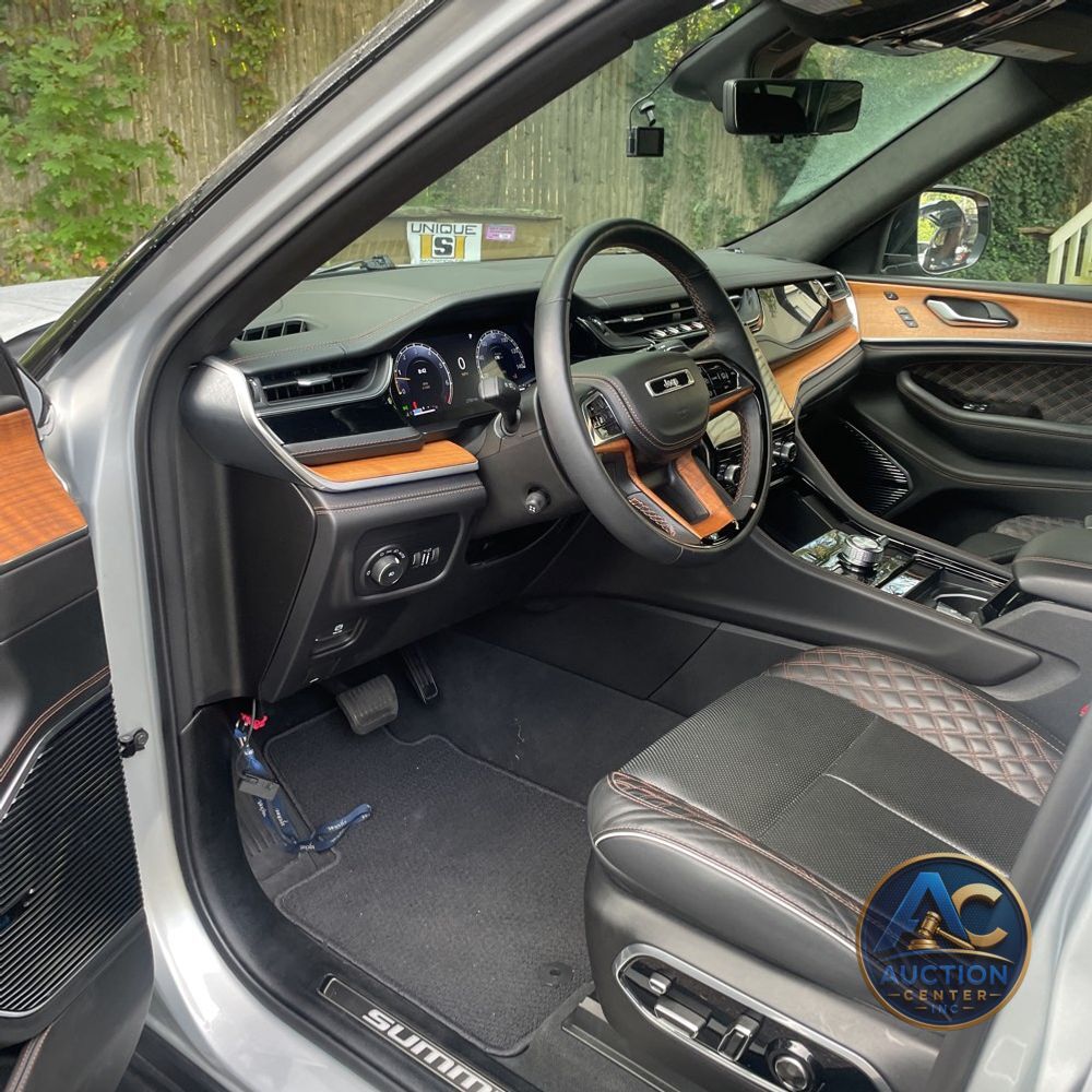 2023 Jeep Grand Cherokee L Summit Reserve