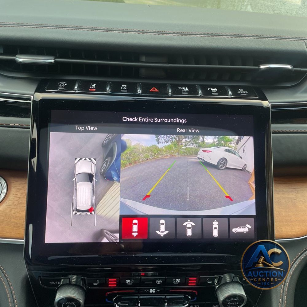 2023 Jeep Grand Cherokee L Summit Reserve