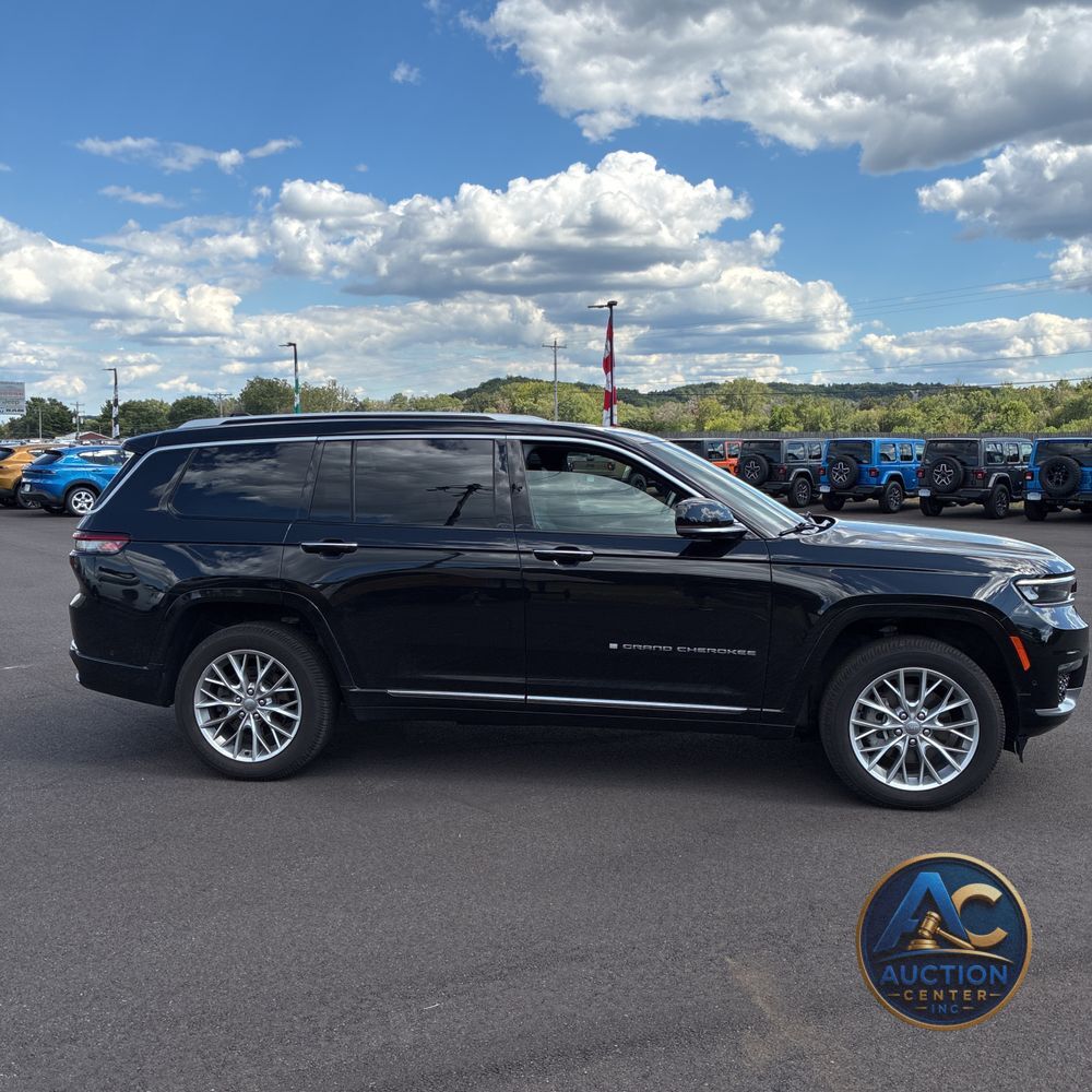 2023 Jeep Grand Cherokee L Summit