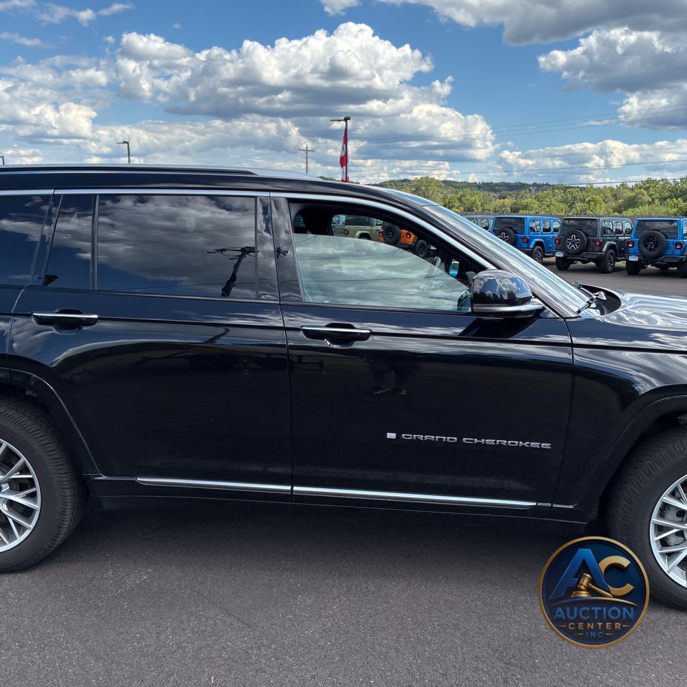 2023 Jeep Grand Cherokee L Summit