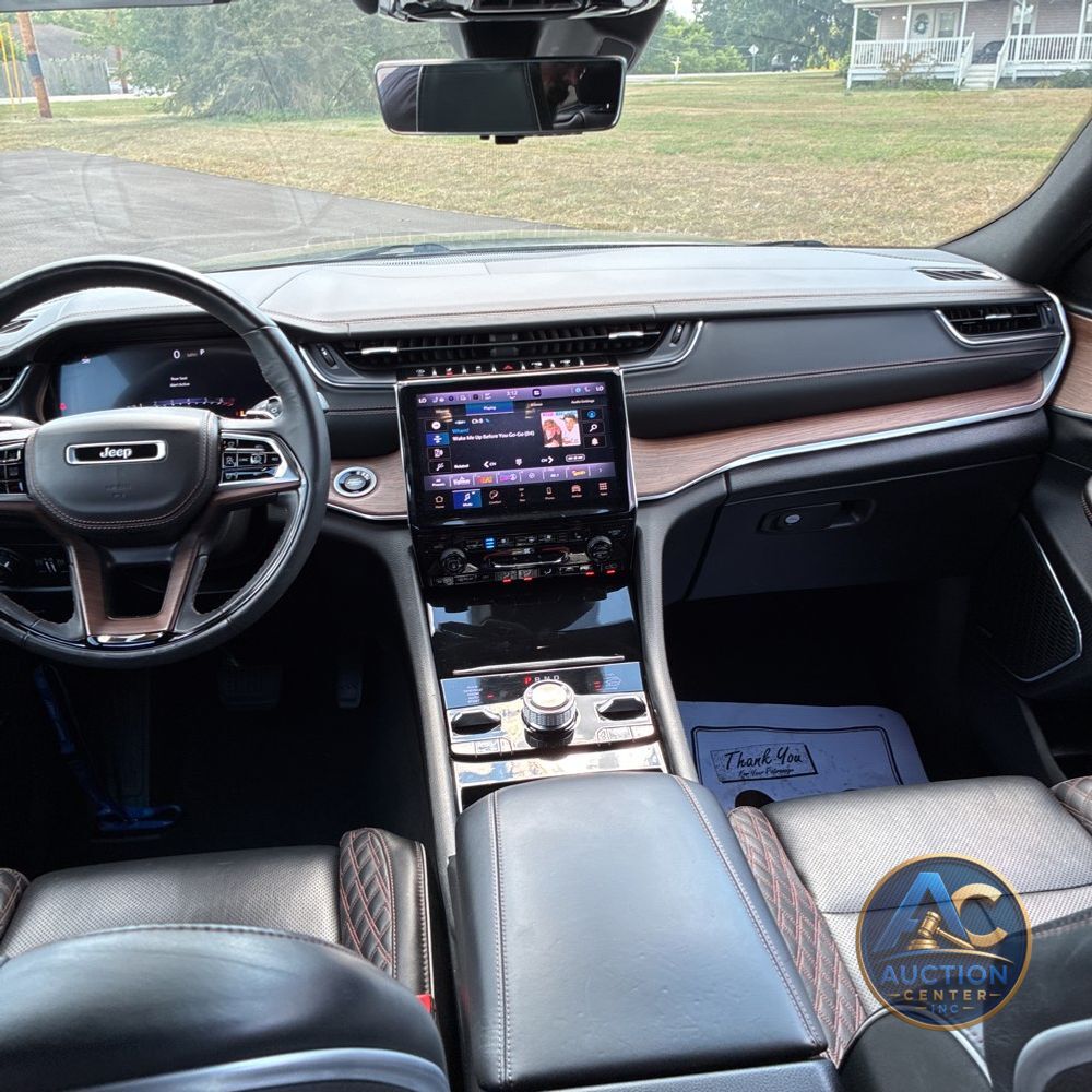2023 Jeep Grand Cherokee L Summit