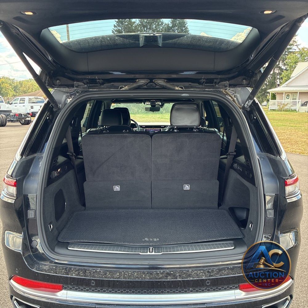 2023 Jeep Grand Cherokee L Summit