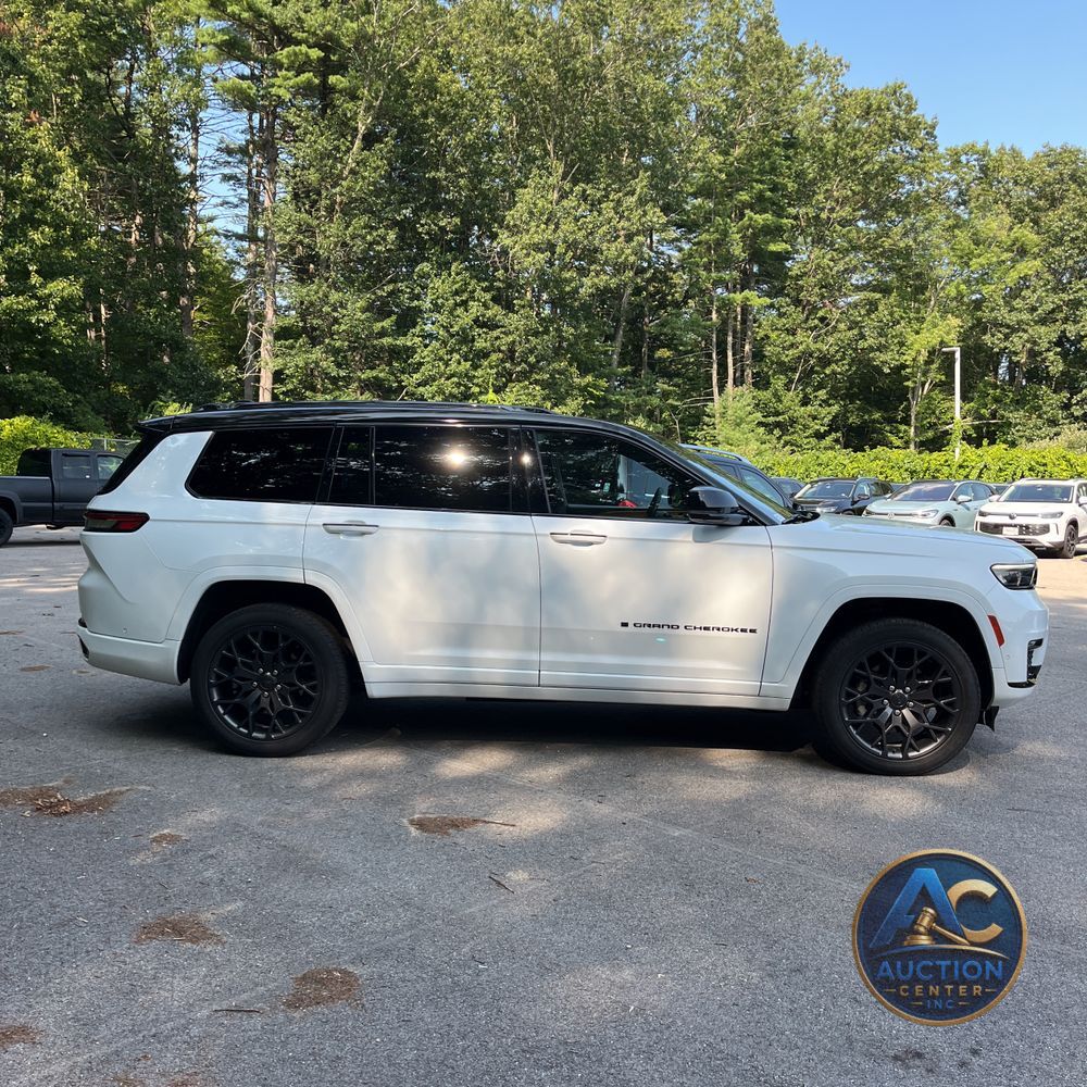 2023 Jeep Grand Cherokee L Summit Reserve