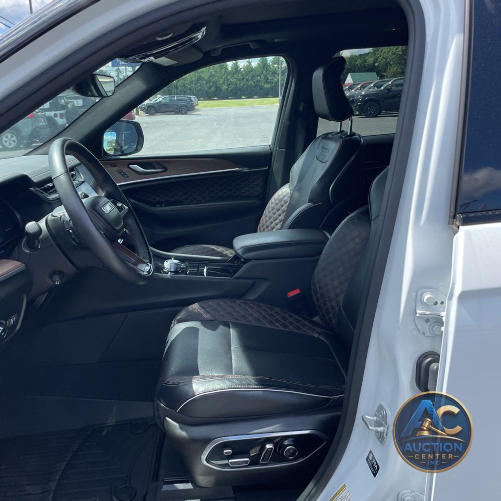 2024 Jeep Grand Cherokee L Summit