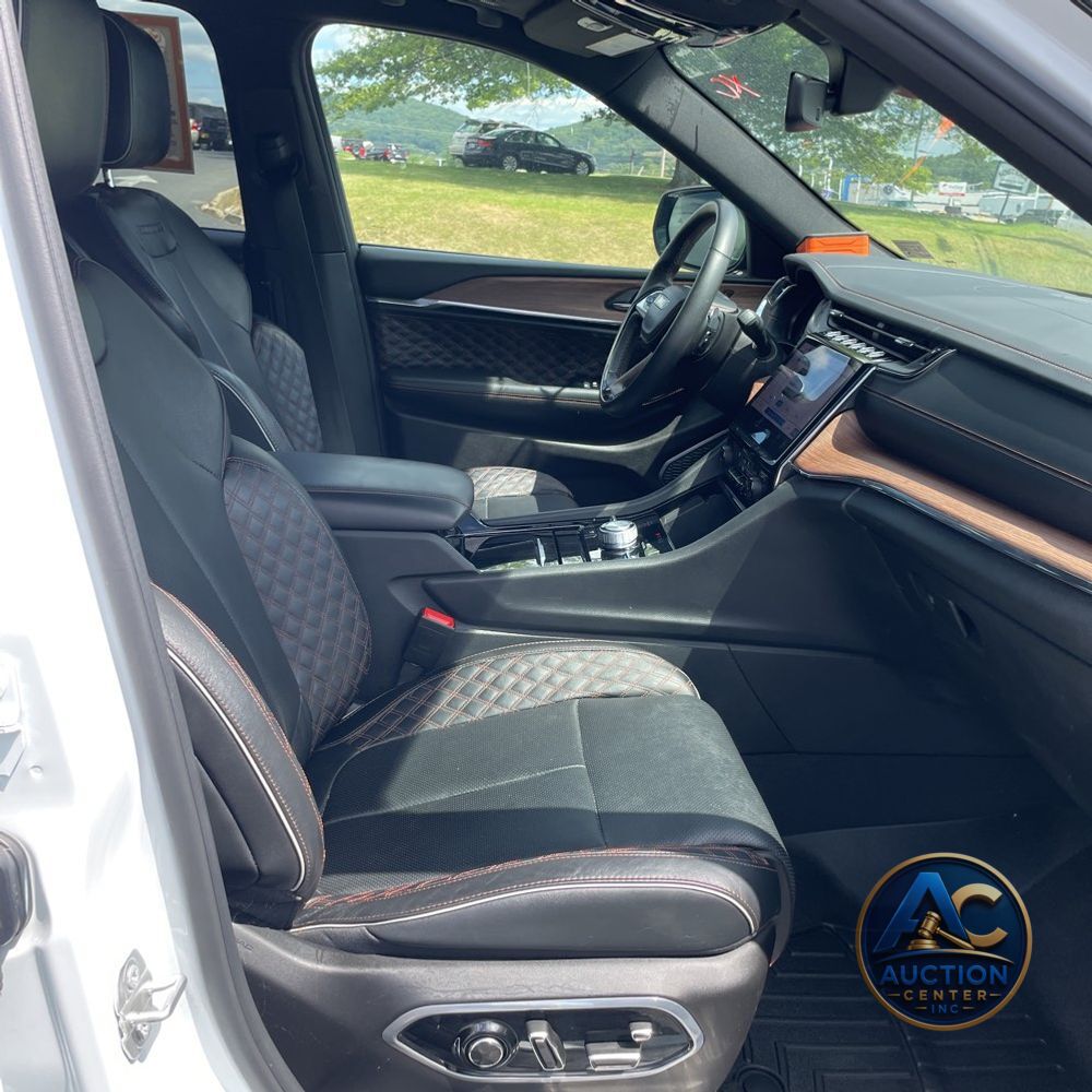 2024 Jeep Grand Cherokee L Summit