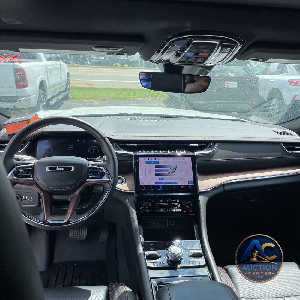 2024 Jeep Grand Cherokee L Summit