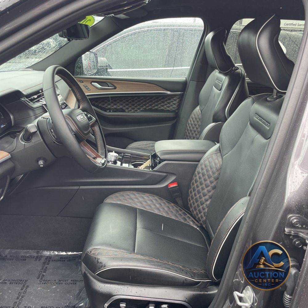 2024 Jeep Grand Cherokee L Summit