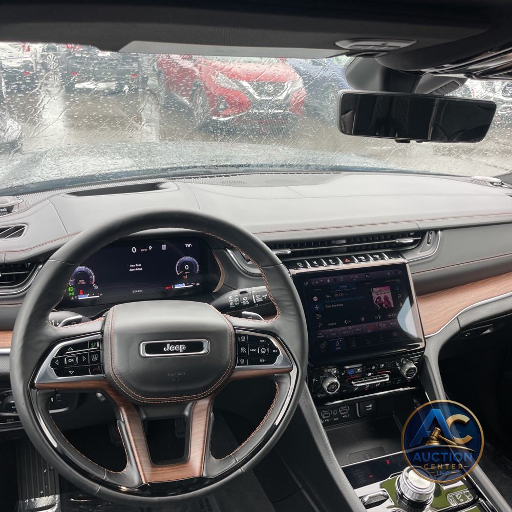 2024 Jeep Grand Cherokee L Summit