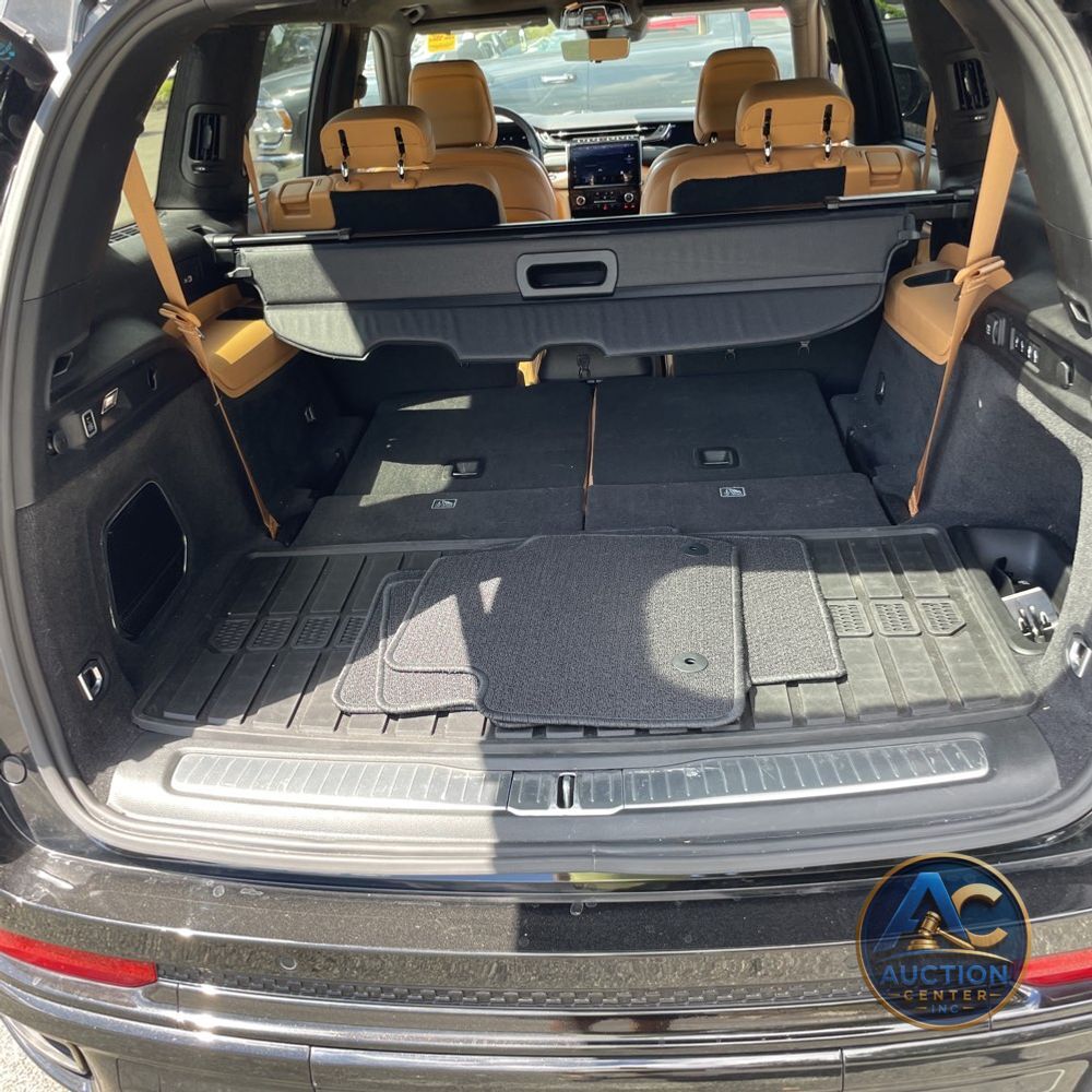 2023 Jeep Grand Cherokee L Summit Reserve