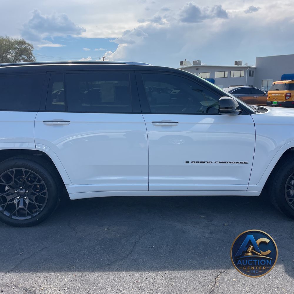 2023 Jeep Grand Cherokee L Summit