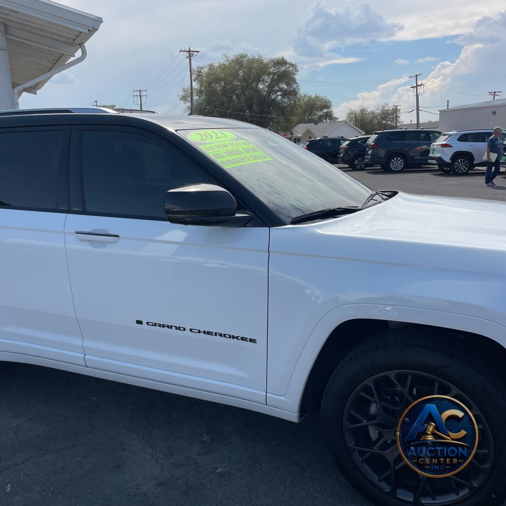 2023 Jeep Grand Cherokee L Summit