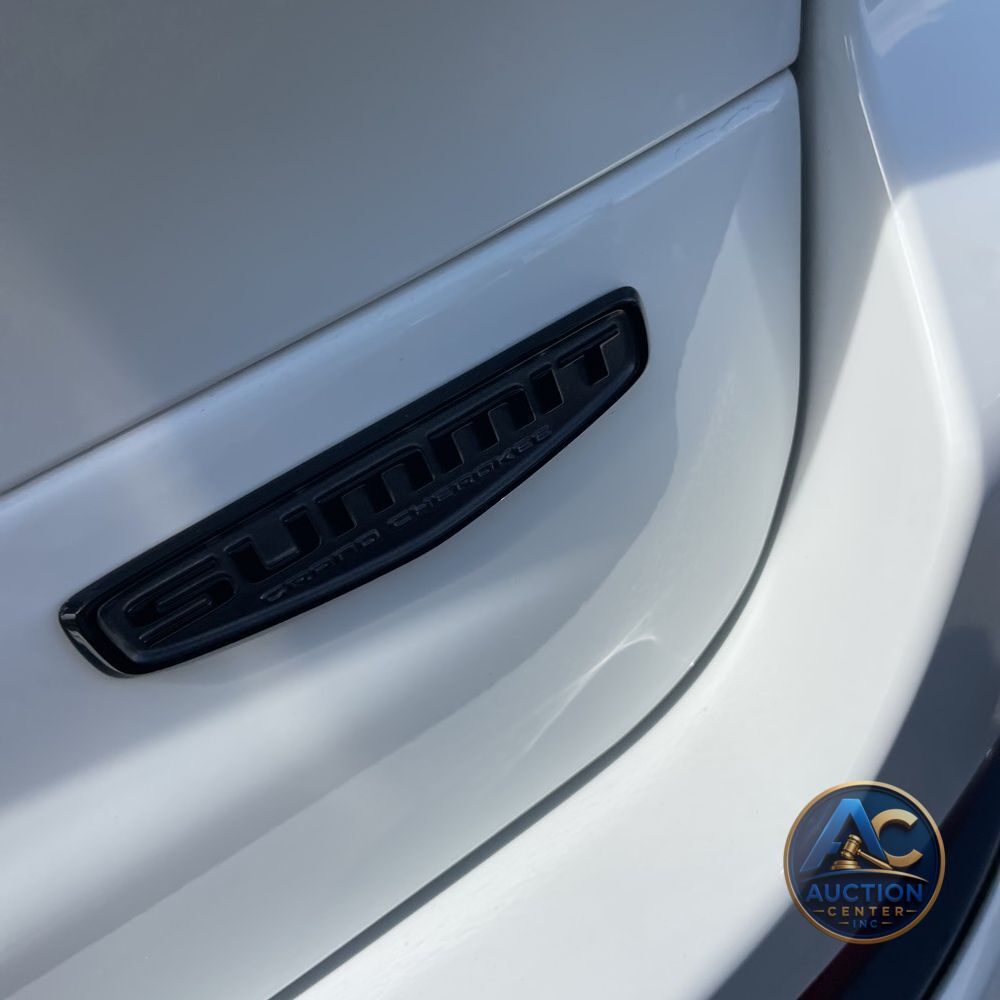 2023 Jeep Grand Cherokee L Summit