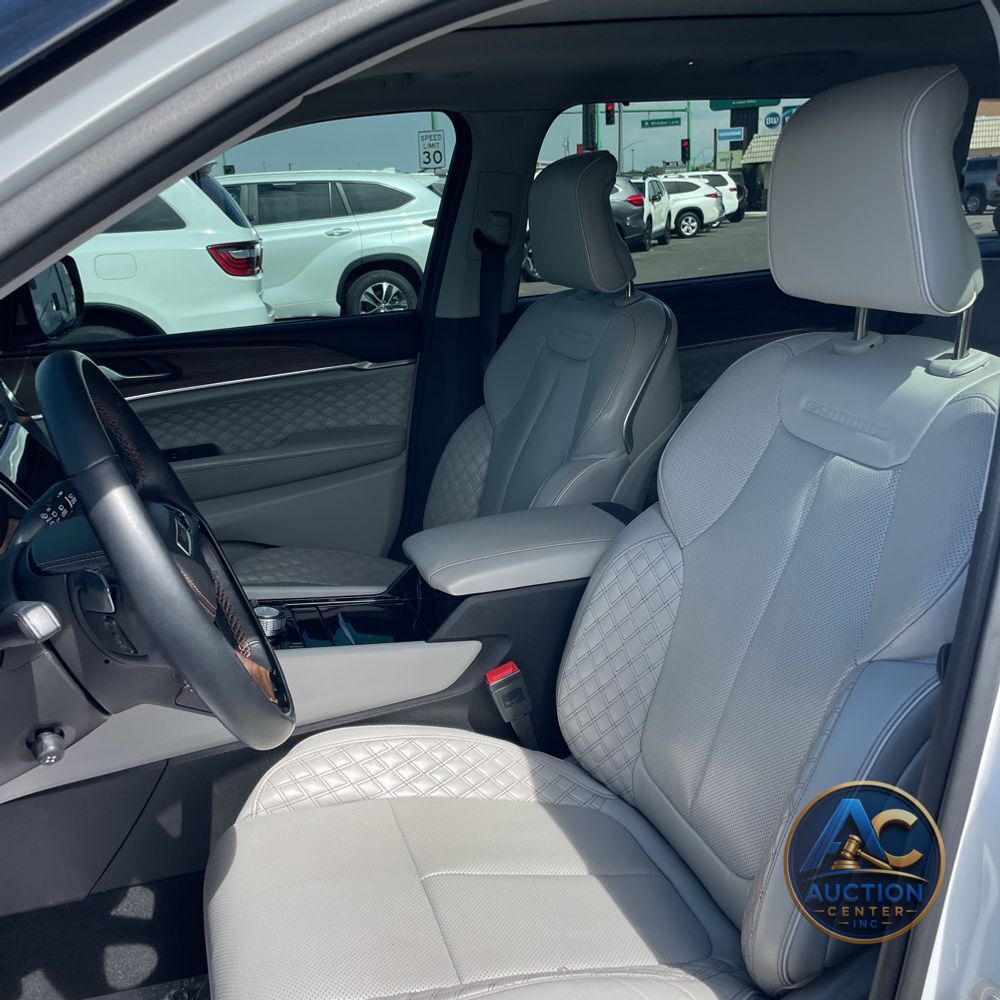 2023 Jeep Grand Cherokee L Summit