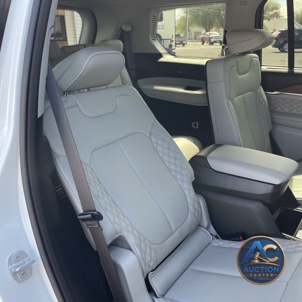 2023 Jeep Grand Cherokee L Summit