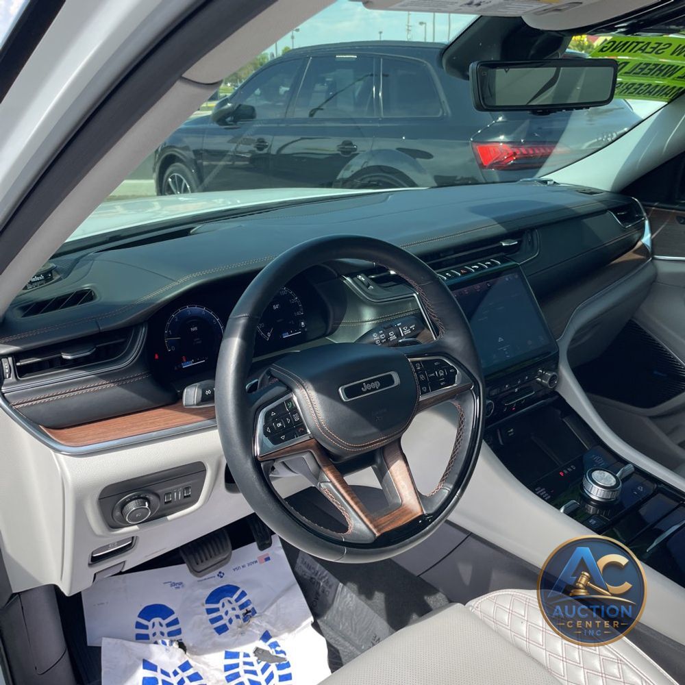 2023 Jeep Grand Cherokee L Summit
