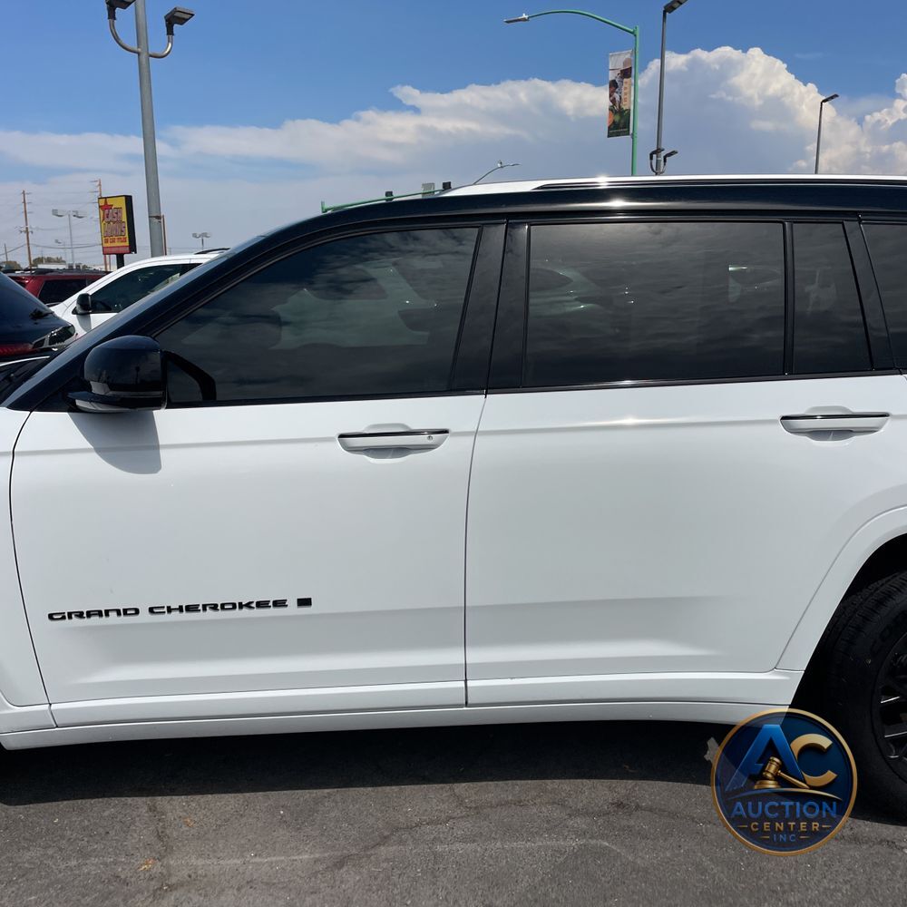 2023 Jeep Grand Cherokee L Summit